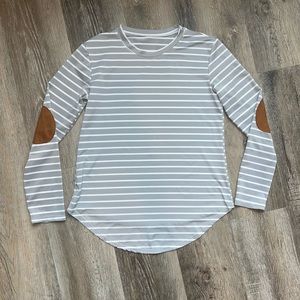 Striped athletic material elbow patch long sleeve top